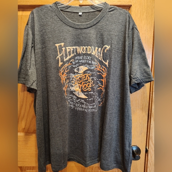 Amazon Tops - Fleetwood Mac 'Sisters Of The Moon' Gray Graphic T-Shirt